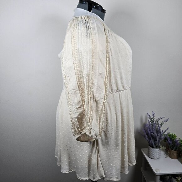 Torrid Ivory Boho Peasant Blouse With Textured Polka Dots & Lace (EUC) - Picture 3 of 11